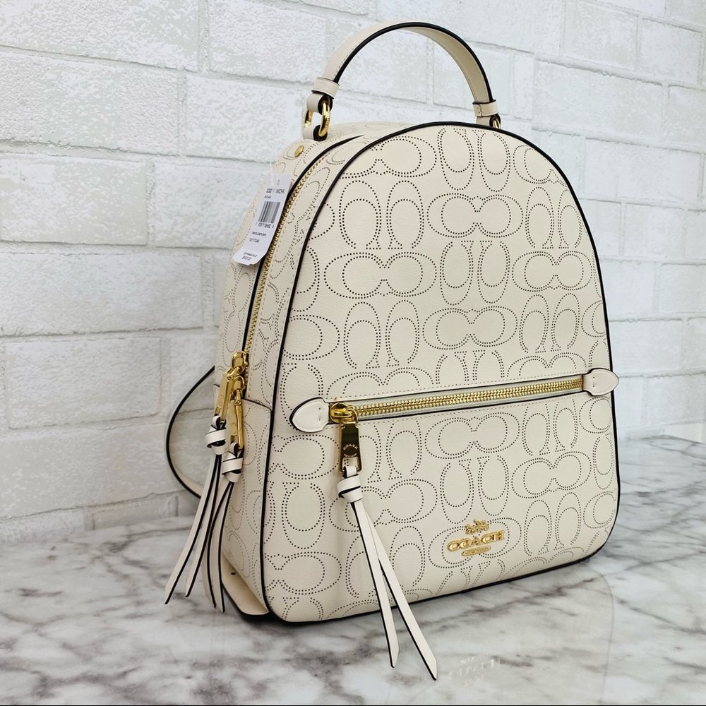 Coach Signature Jordyn Backpack - Picture 2 of 11